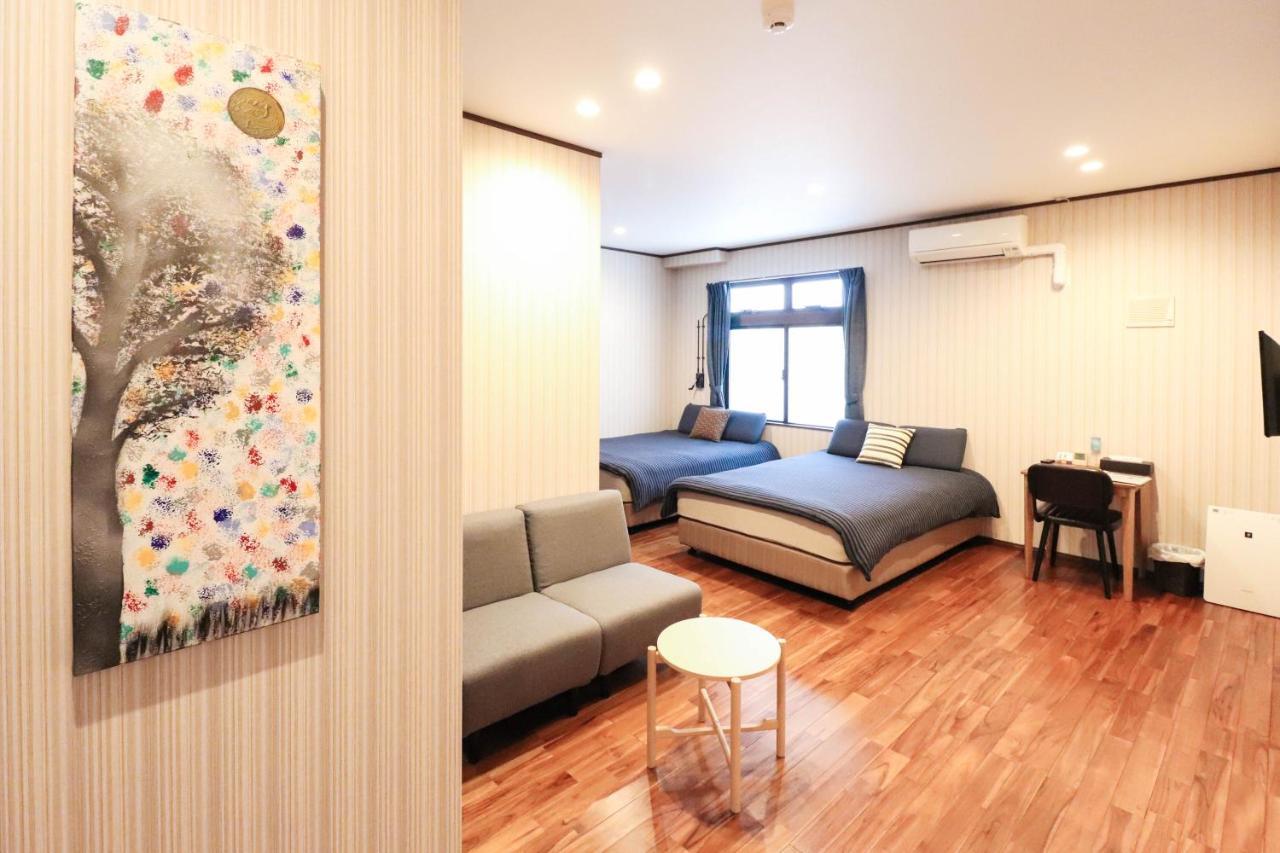 Condominium Hotel Mihama Upi Chatan Exterior foto